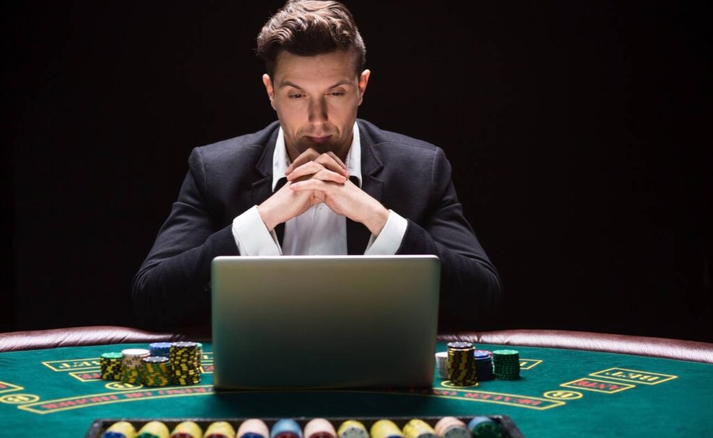 How Playing at an Online Casino